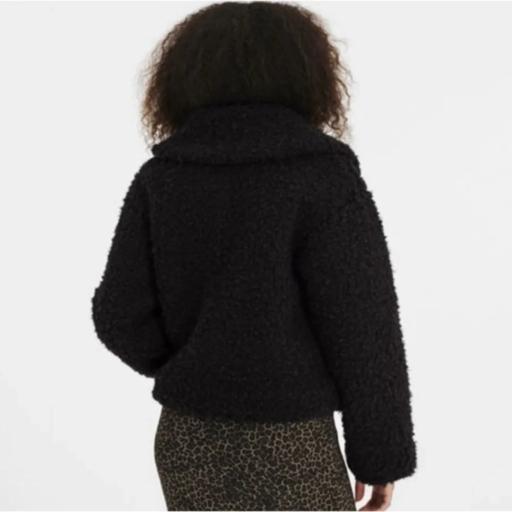 ✨NWT! Ugg Maeve Sherpa Jacket - Style 1120636 - Picture 8 of 13